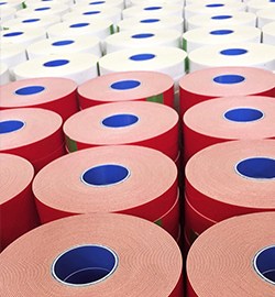 Двусторонняя клейкая лента белая 19 мм